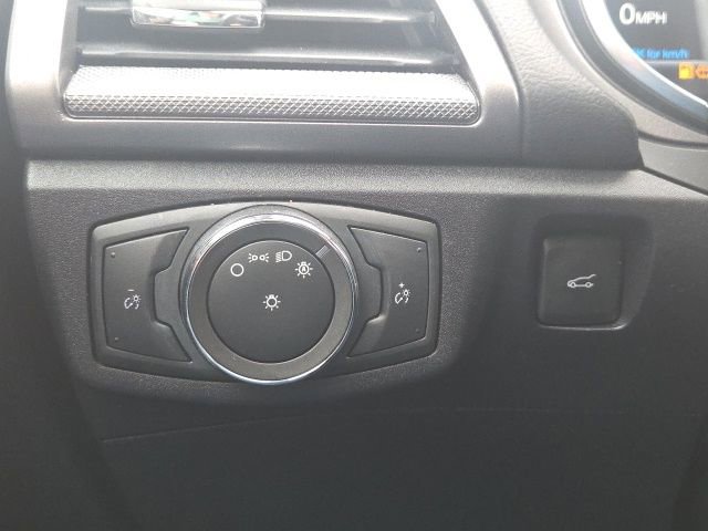 Certified 2020 Ford Fusion SE image 25