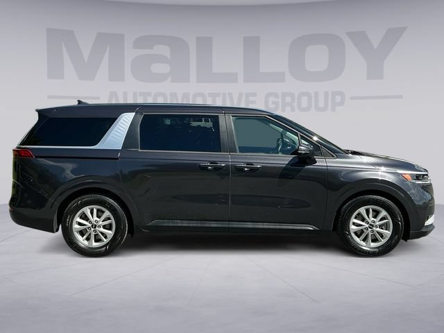 Used 2024 Kia Carnival LX FWD image 6