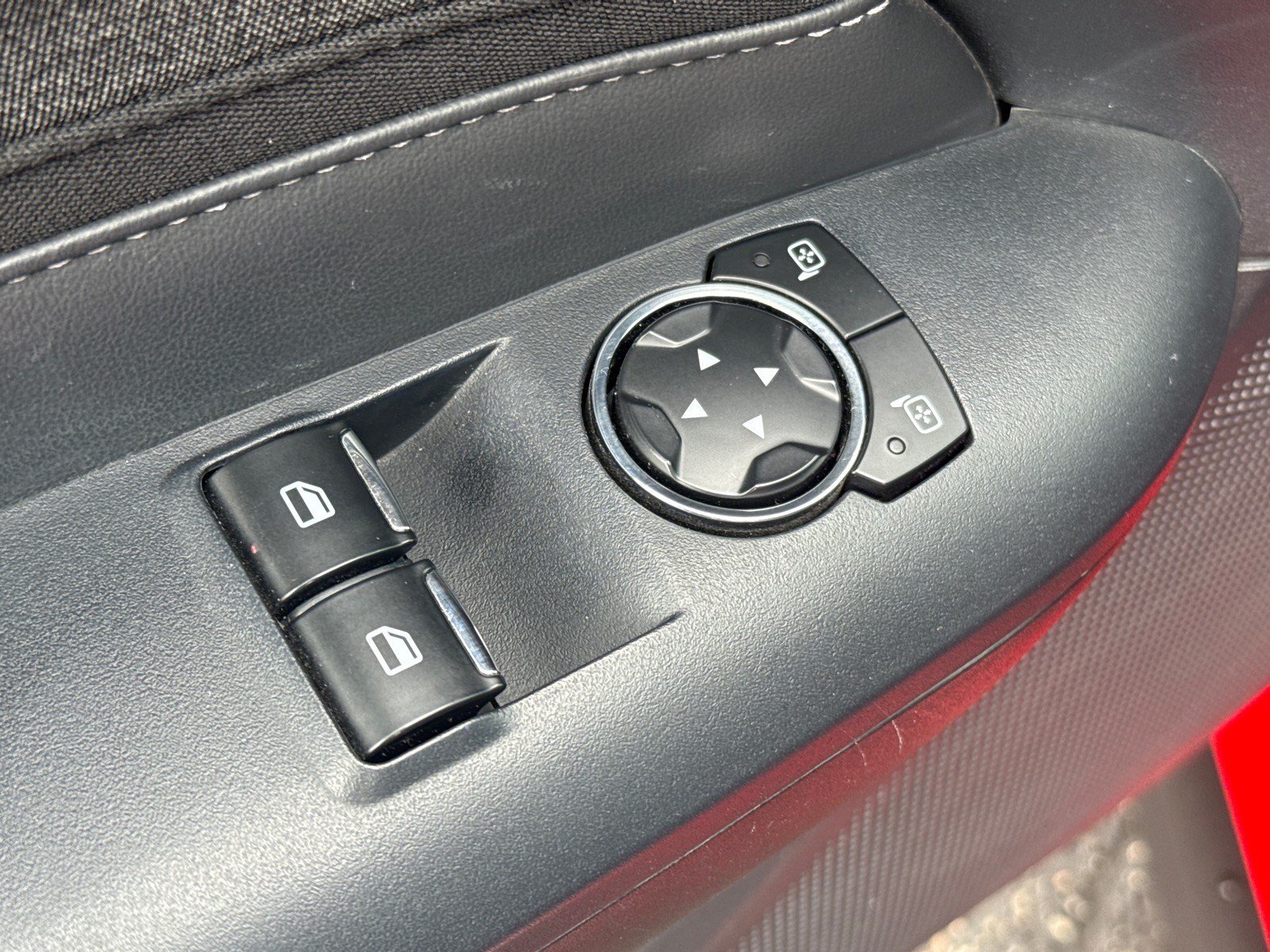 Certified 2024 Ford Mustang Coupe RWD image 14