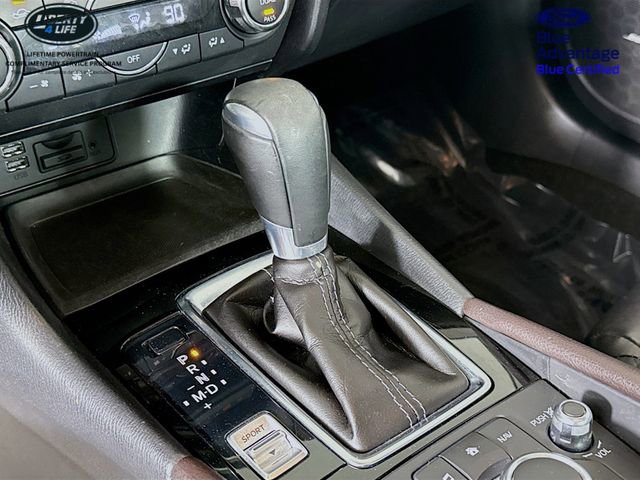 Used 2018 MAZDA MAZDA3 Touring image 16