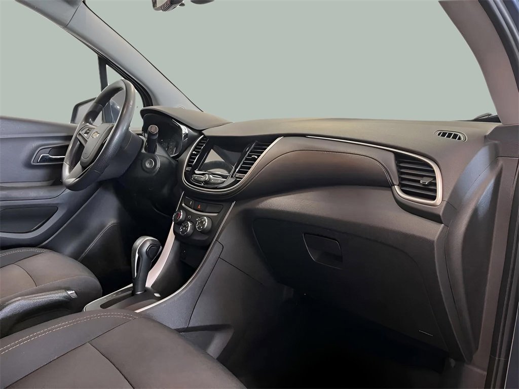 Used 2018 Chevrolet Trax LT image 24