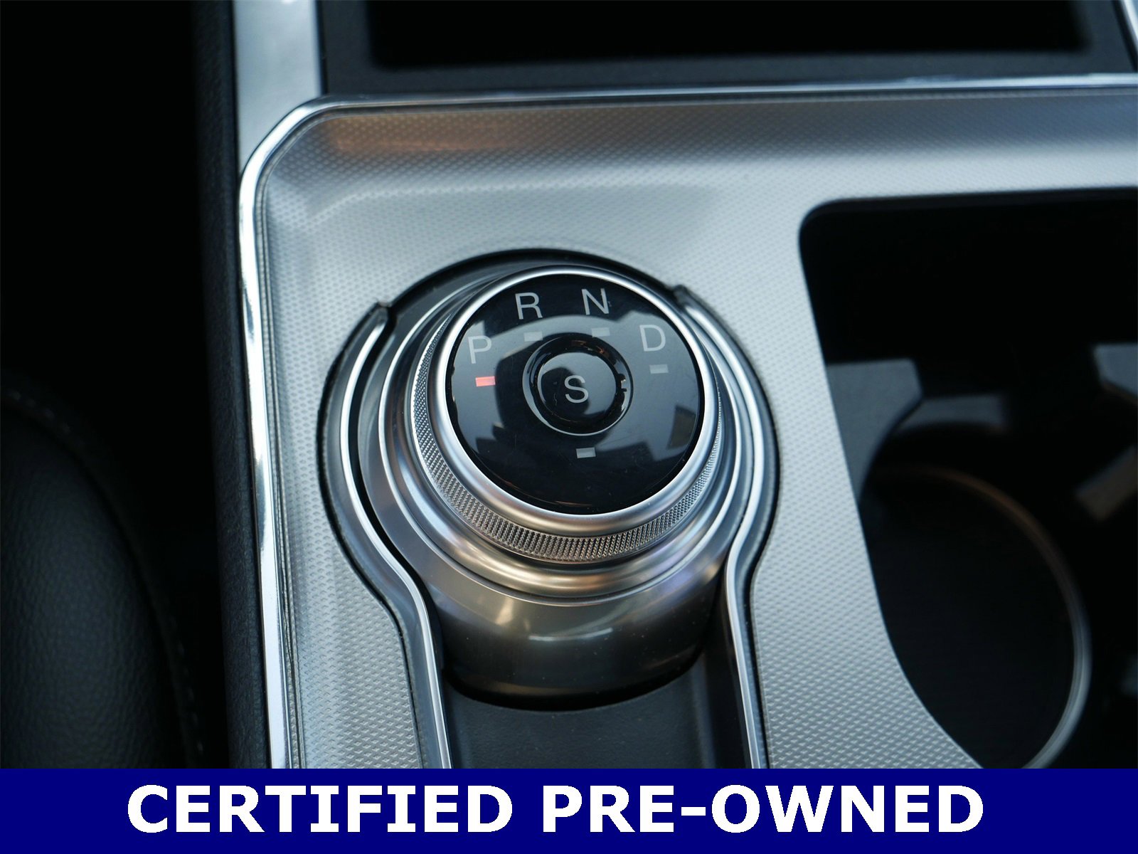 Certified 2022 Ford Edge ST image 22