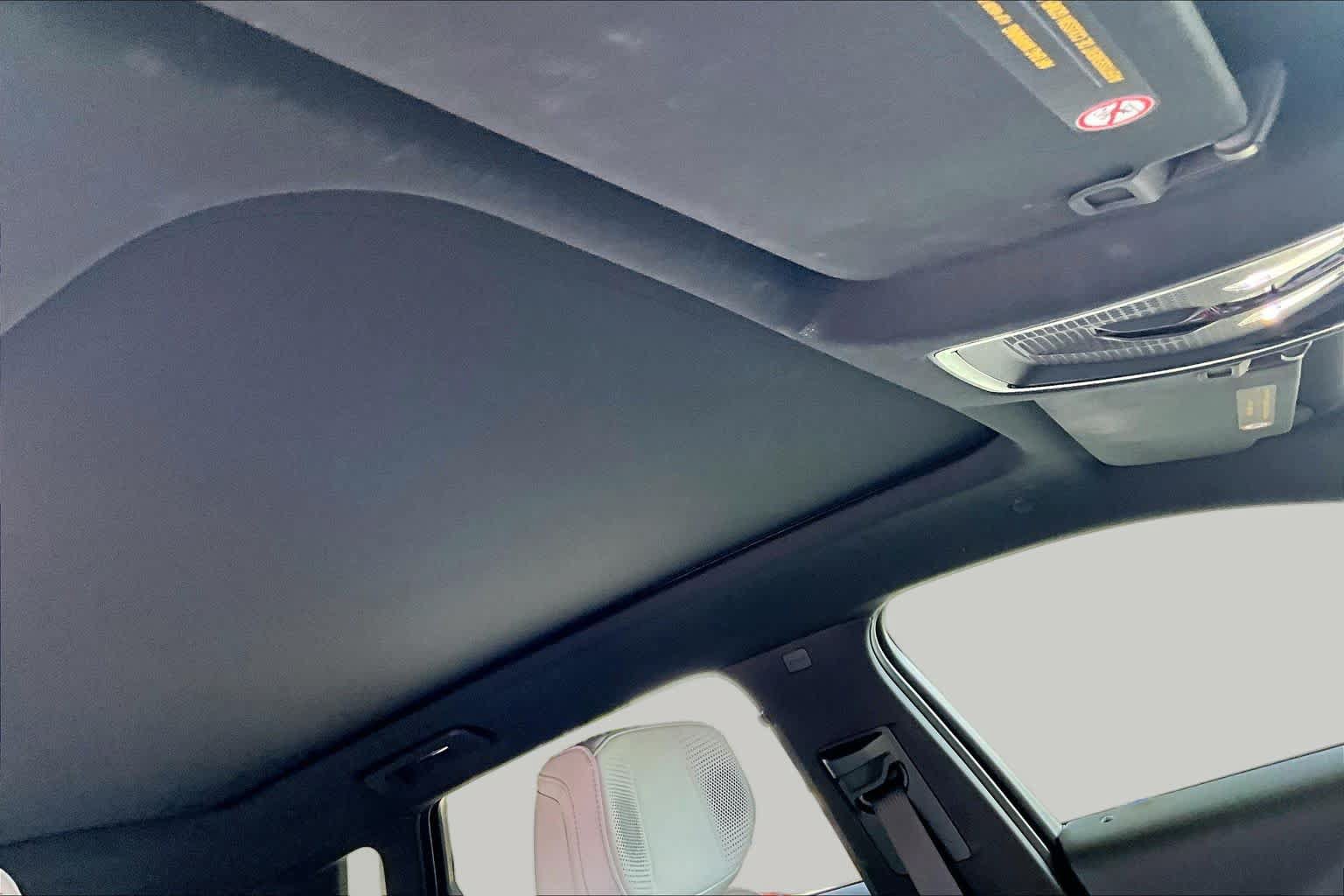 Used 2025 Cadillac Lyriq Luxury RWD image 14