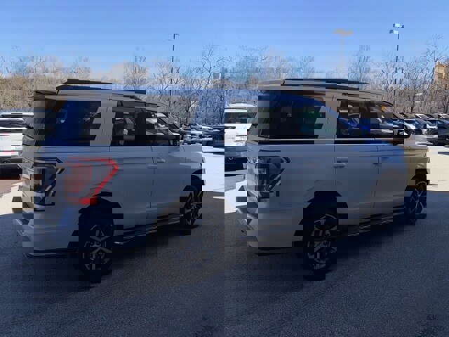 Certified 2020 Ford Expedition XLT w/ Equipment Group 202A image 15