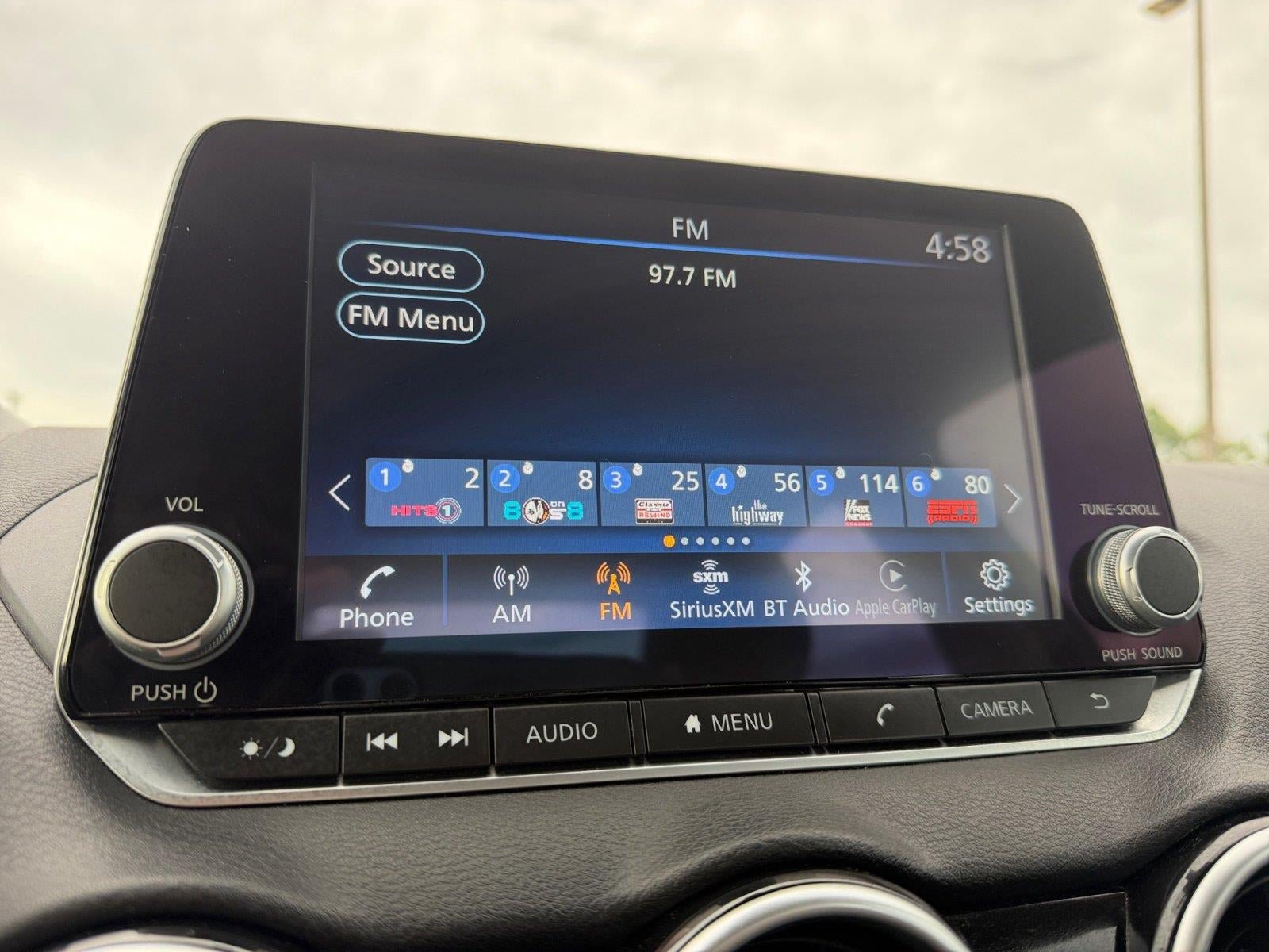 Used 2025 Nissan Sentra SV FWD image 18