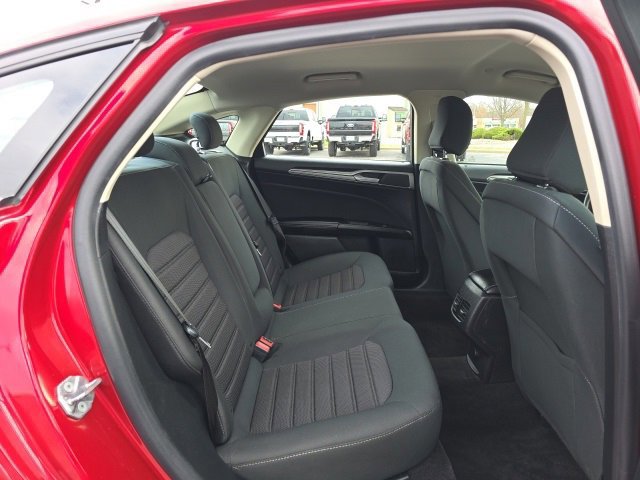 Certified 2020 Ford Fusion SE image 19