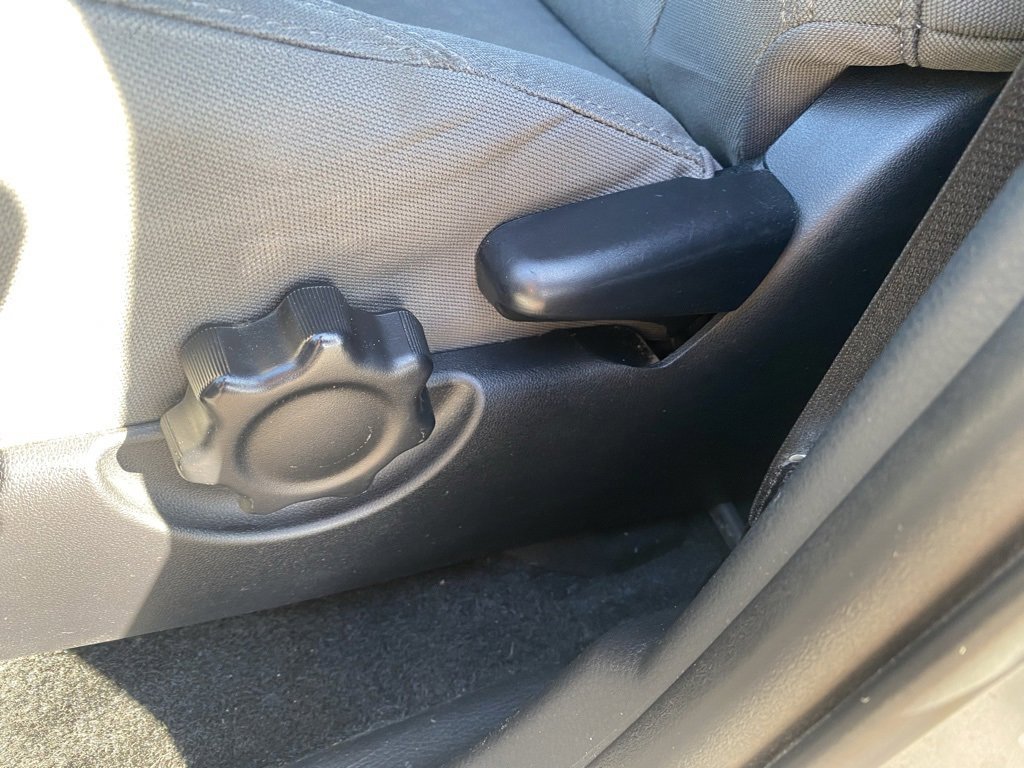 Used 2020 Toyota Tacoma SR image 14