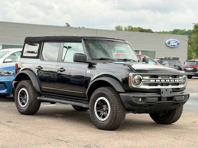 Certified 2024 Ford Bronco Big Bend w/ Sasquatch Package AWD/4WD image 30