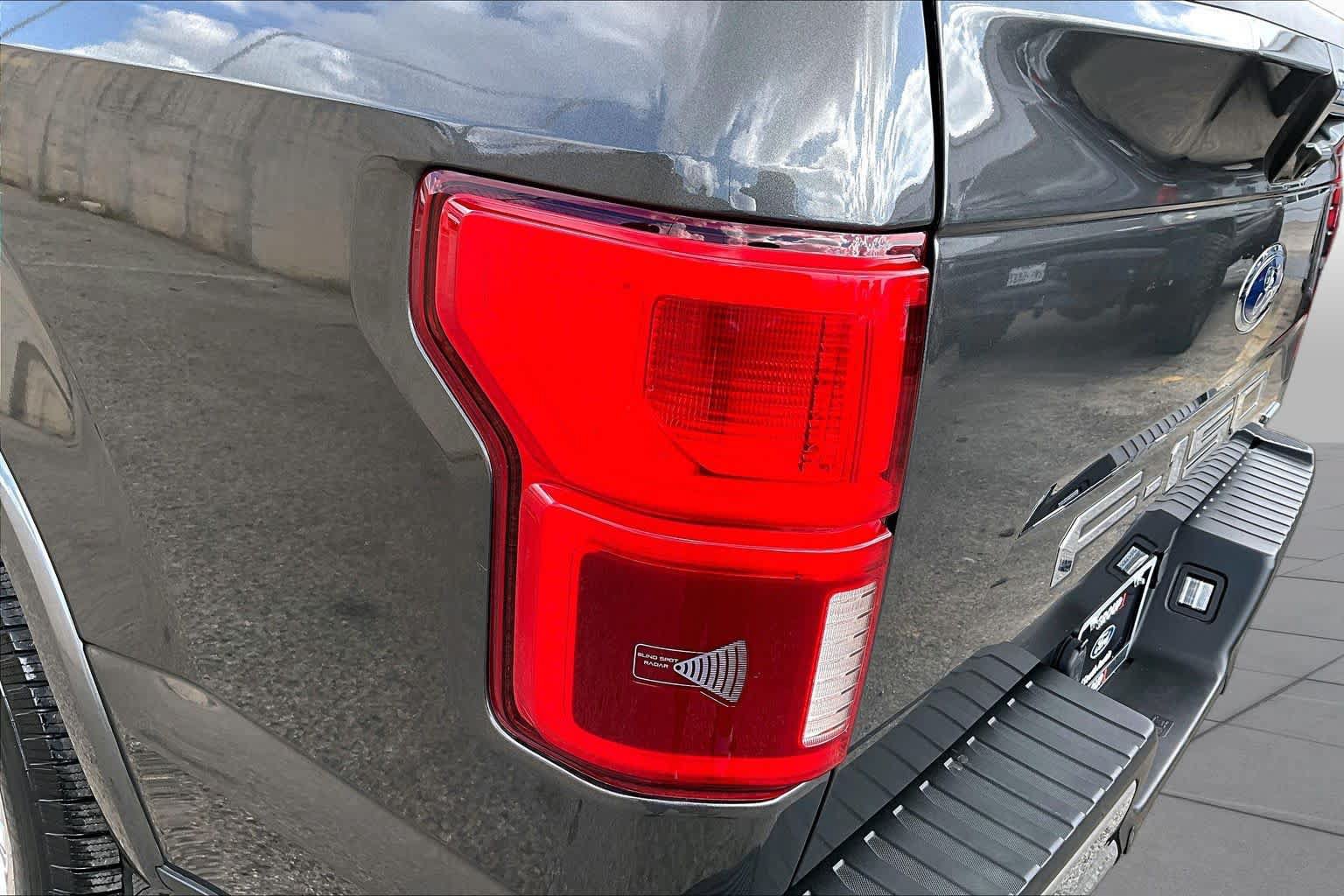 Certified 2018 Ford F150 Lariat RWD image 28