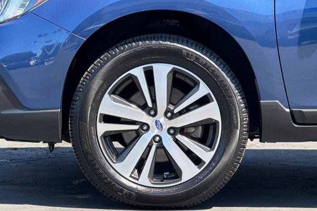 Used 2019 Subaru Outback 2.5i Limited AWD/4WD image 38