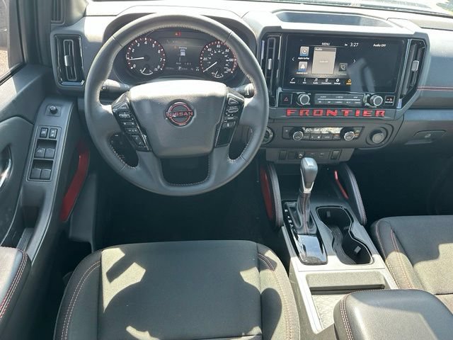 Used 2025 Nissan Frontier PRO-4X AWD/4WD image 12