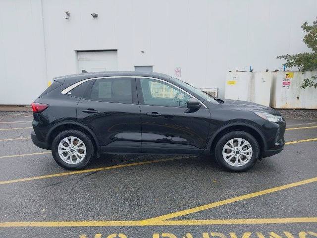 Certified 2024 Ford Escape Active AWD/4WD image 9