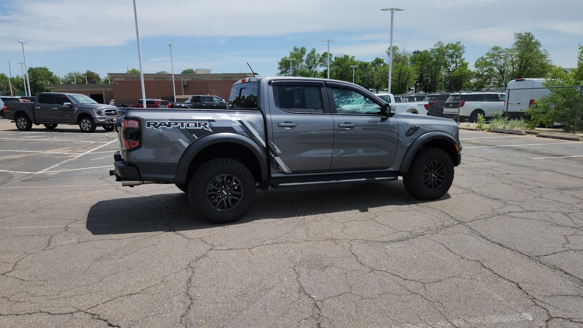 Certified 2025 Ford Ranger Raptor AWD/4WD image 15