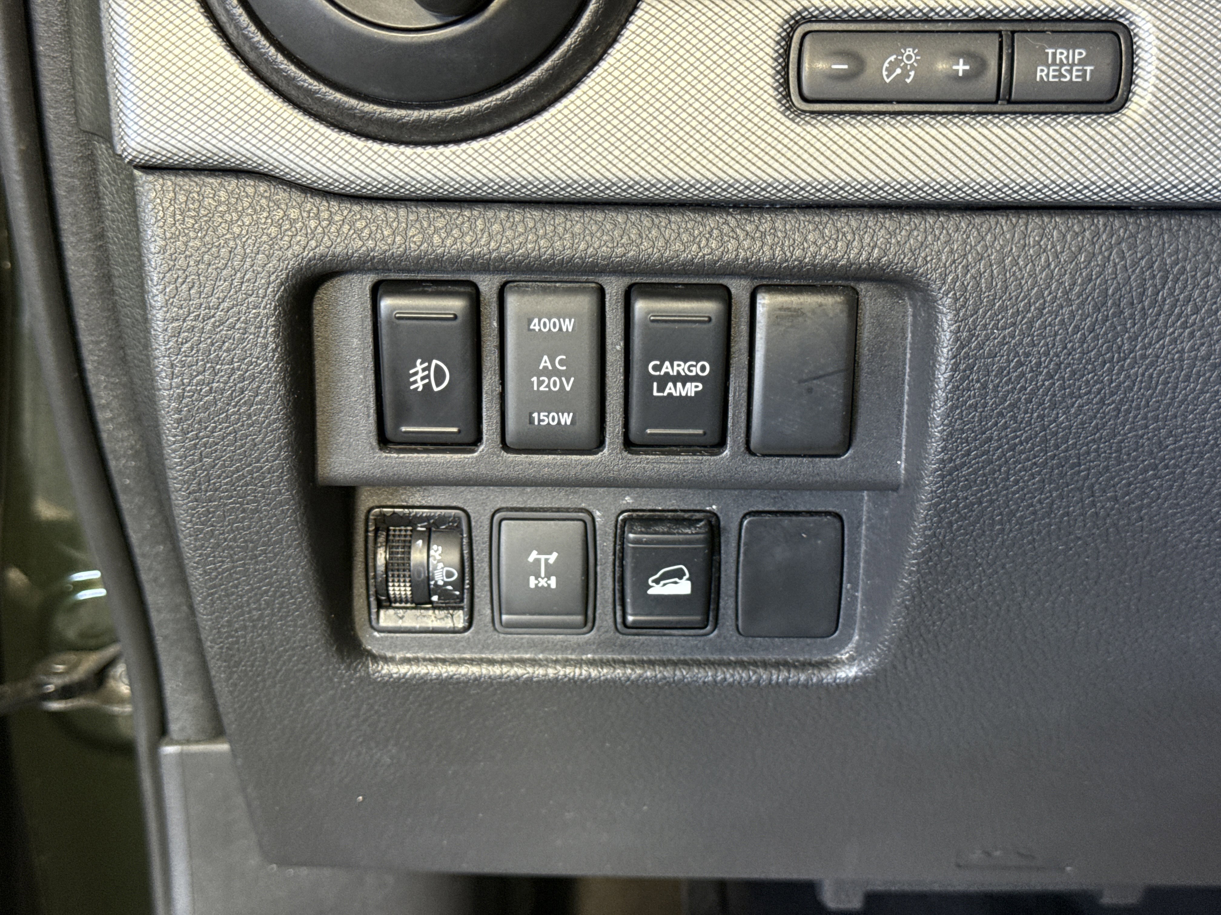 Used 2019 Nissan Titan PRO-4X image 24