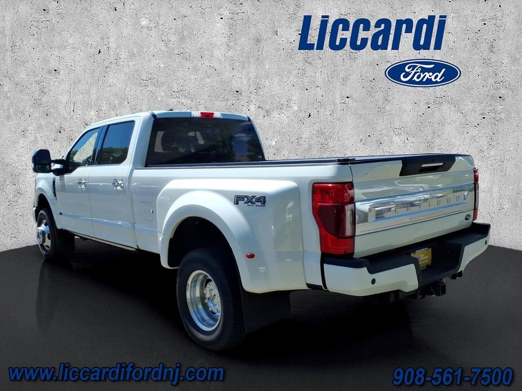 Certified 2022 Ford F350 Platinum w/ Snow Plow Prep Package AWD/4WD image 3