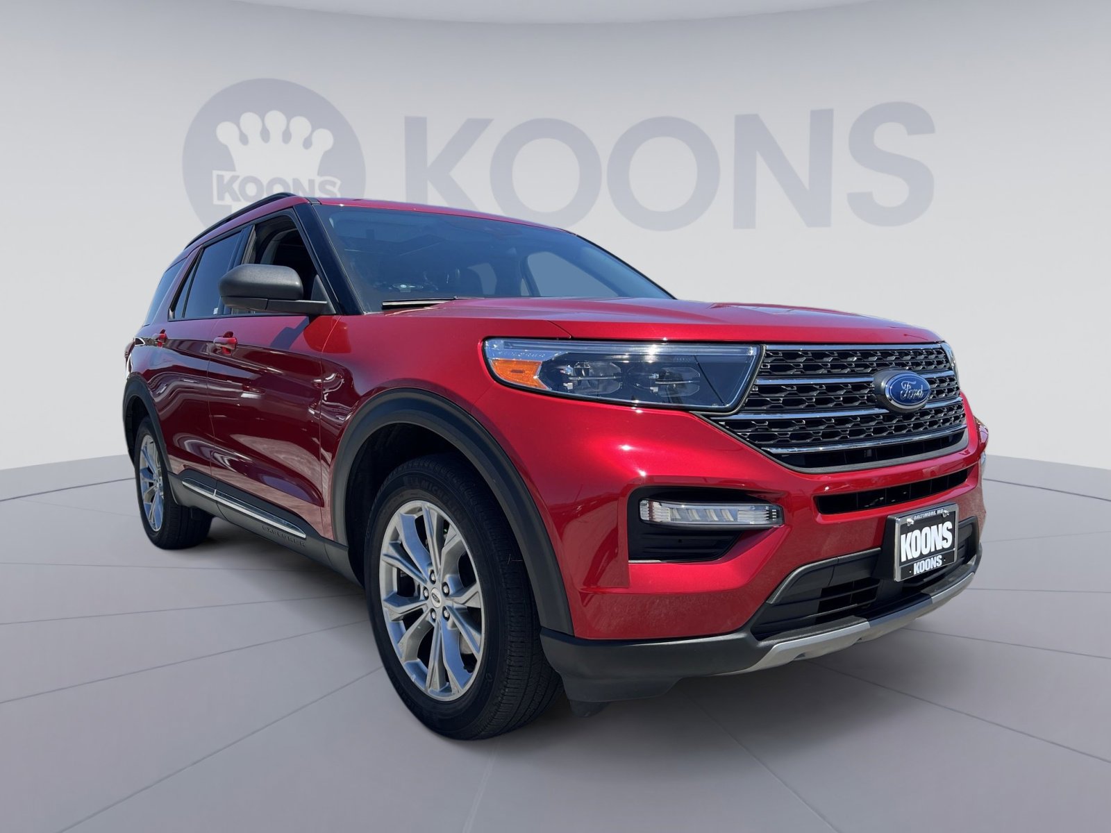 Certified 2022 Ford Explorer XLT w/ Equipment Group 202A AWD/4WD image 10
