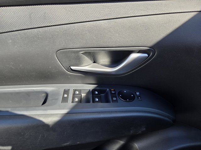 Used 2025 Hyundai Tucson SEL AWD/4WD image 18
