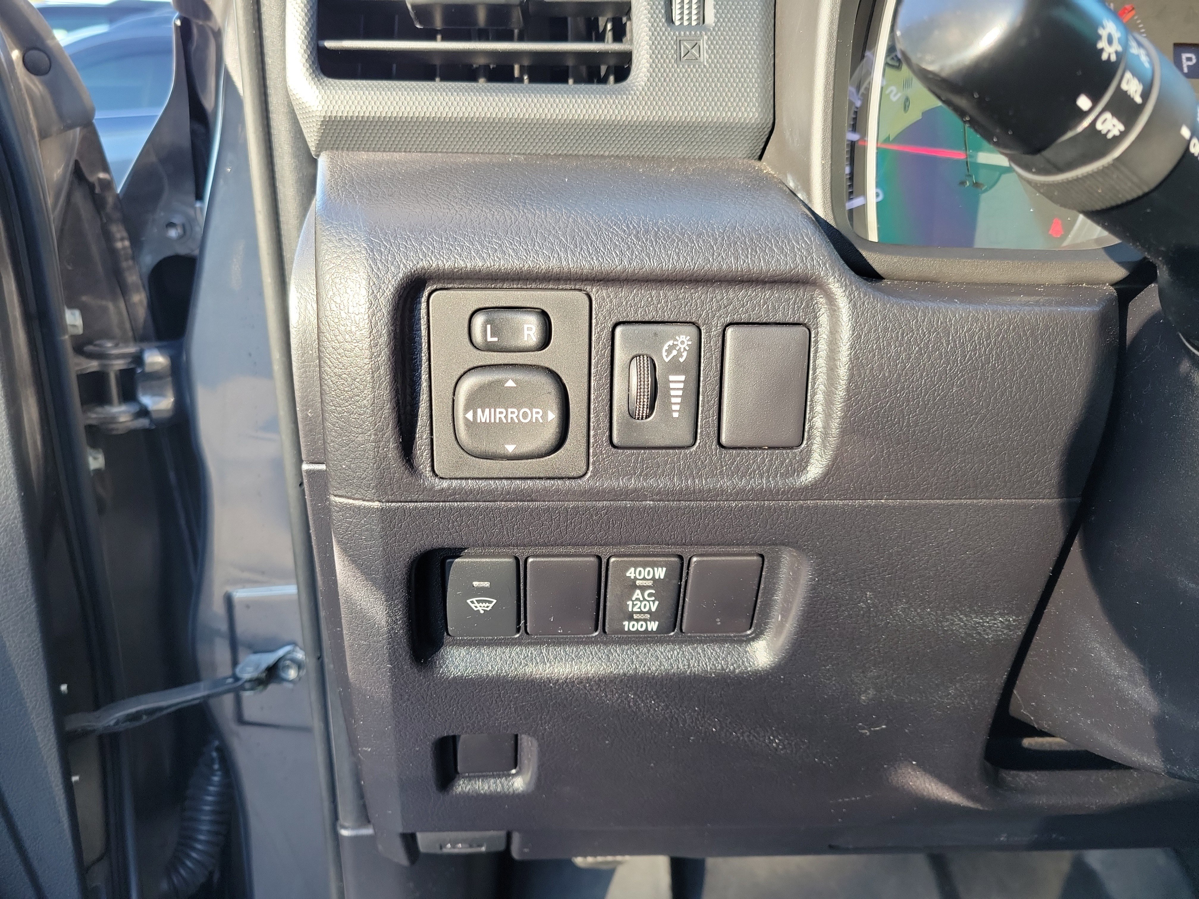 Used 2017 Toyota 4Runner SR5 image 10