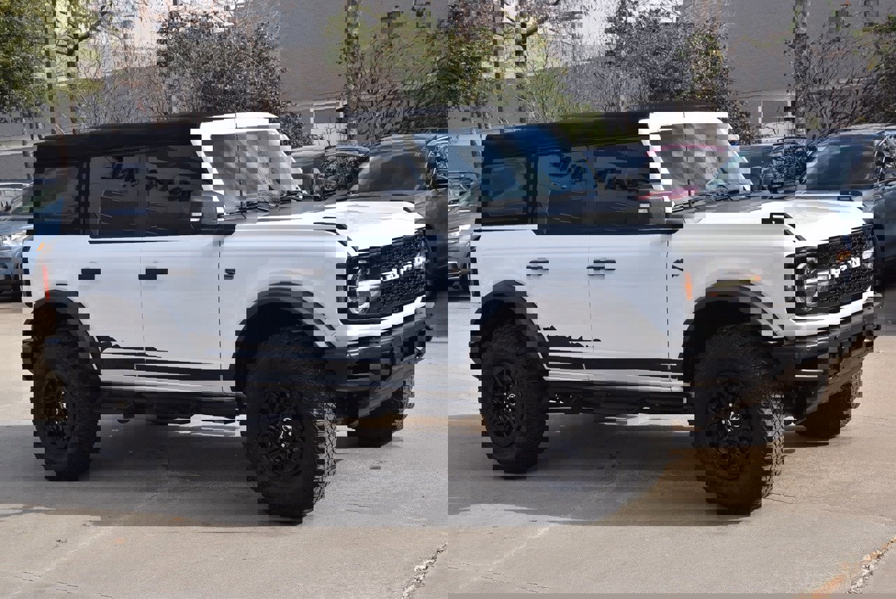 Certified 2022 Ford Bronco Wildtrak image 13