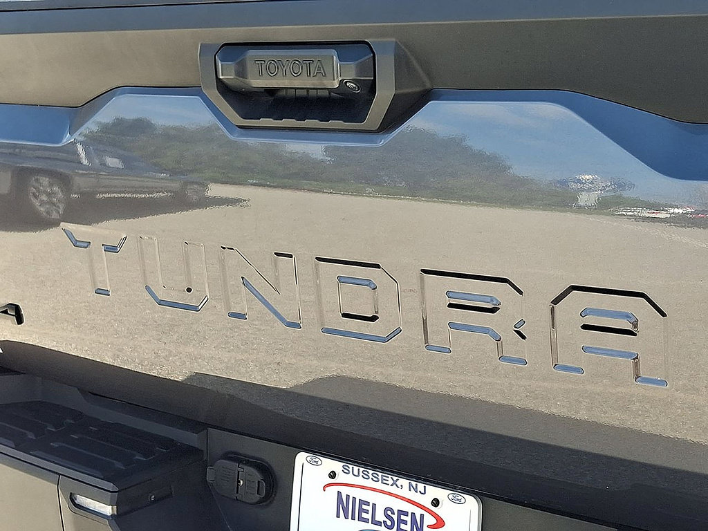 Used 2024 Toyota Tundra SR5 AWD/4WD image 23