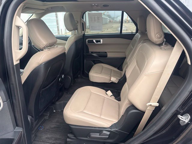 Certified 2020 Ford Explorer XLT w/ Equipment Group 202A AWD/4WD image 6