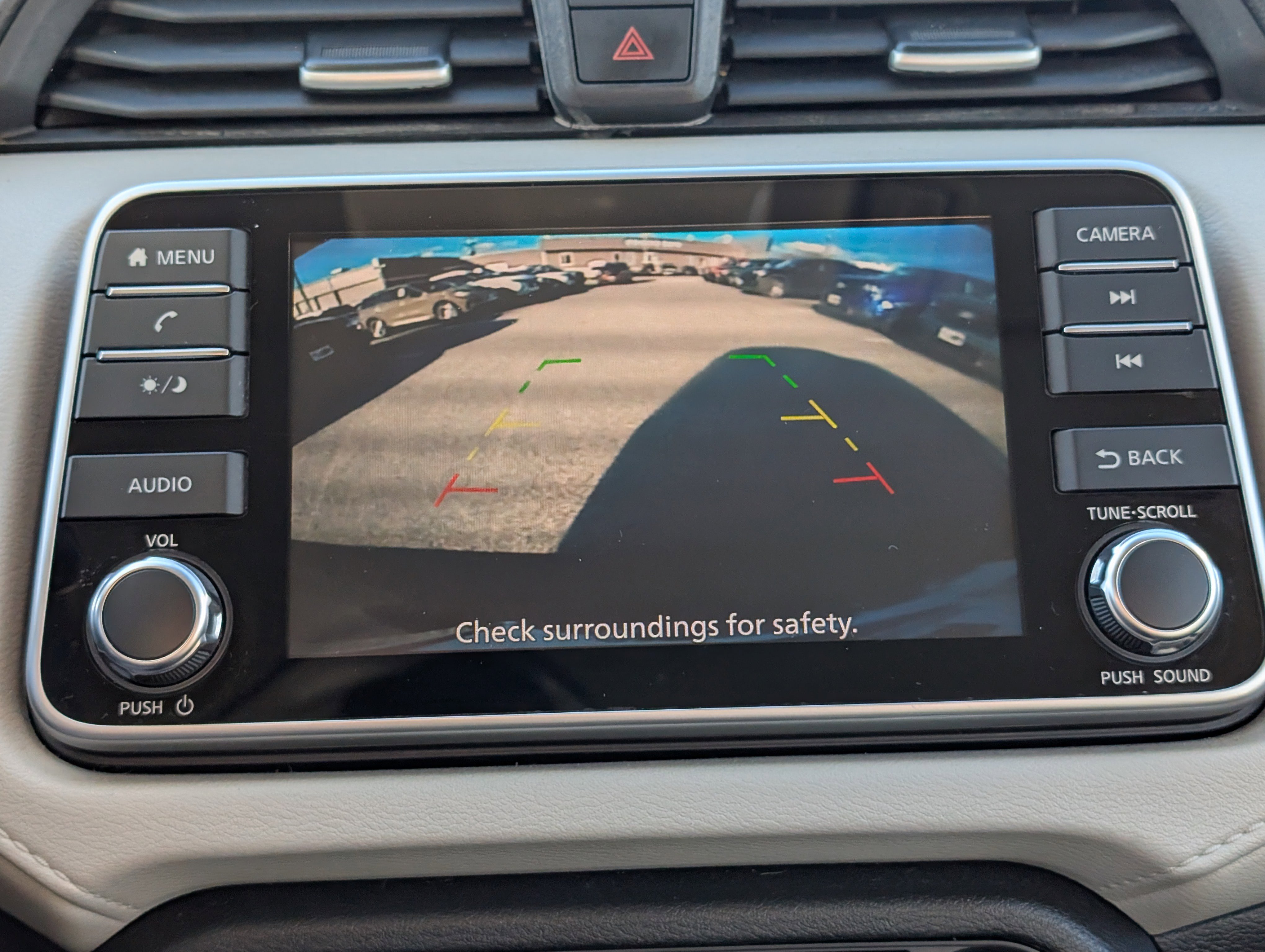 Used 2021 Nissan Versa SV image 27