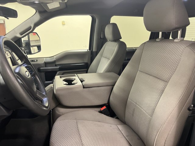 Certified 2022 Ford F250 XLT w/ XLT Premium Package AWD/4WD image 8