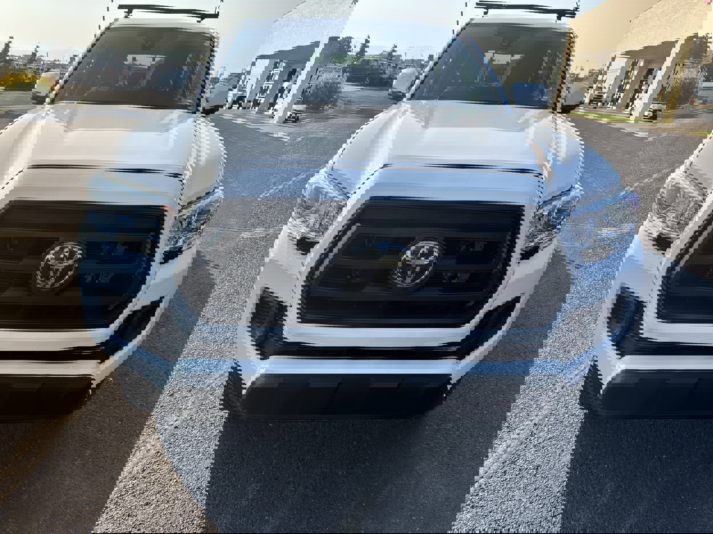 Used 2021 Toyota Tacoma 4x4 Double Cab image 7