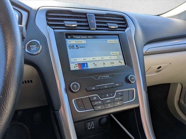 Certified 2019 Ford Fusion SE FWD image 16