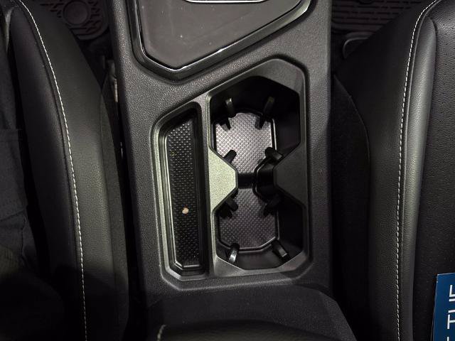 Used 2023 Volkswagen Tiguan SE w/ Panoramic Sunroof Package FWD image 21
