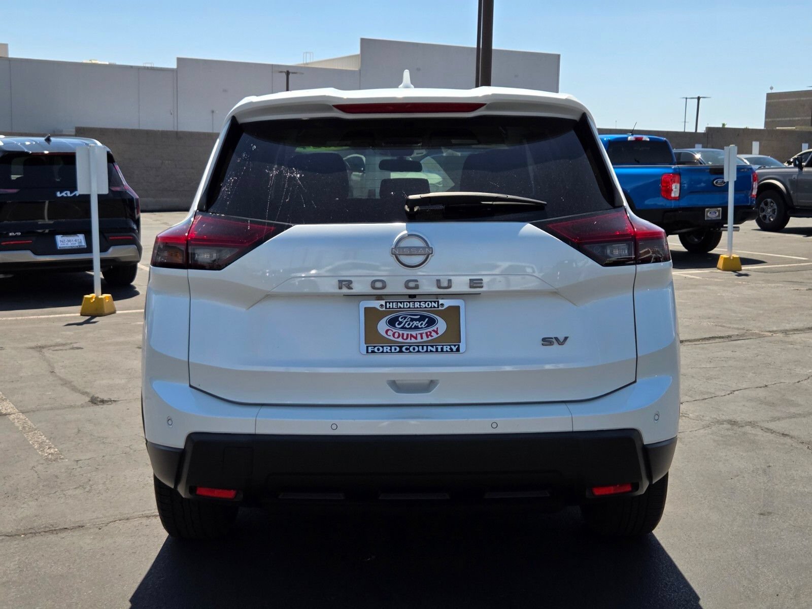 Used 2024 Nissan Rogue SV FWD image 5