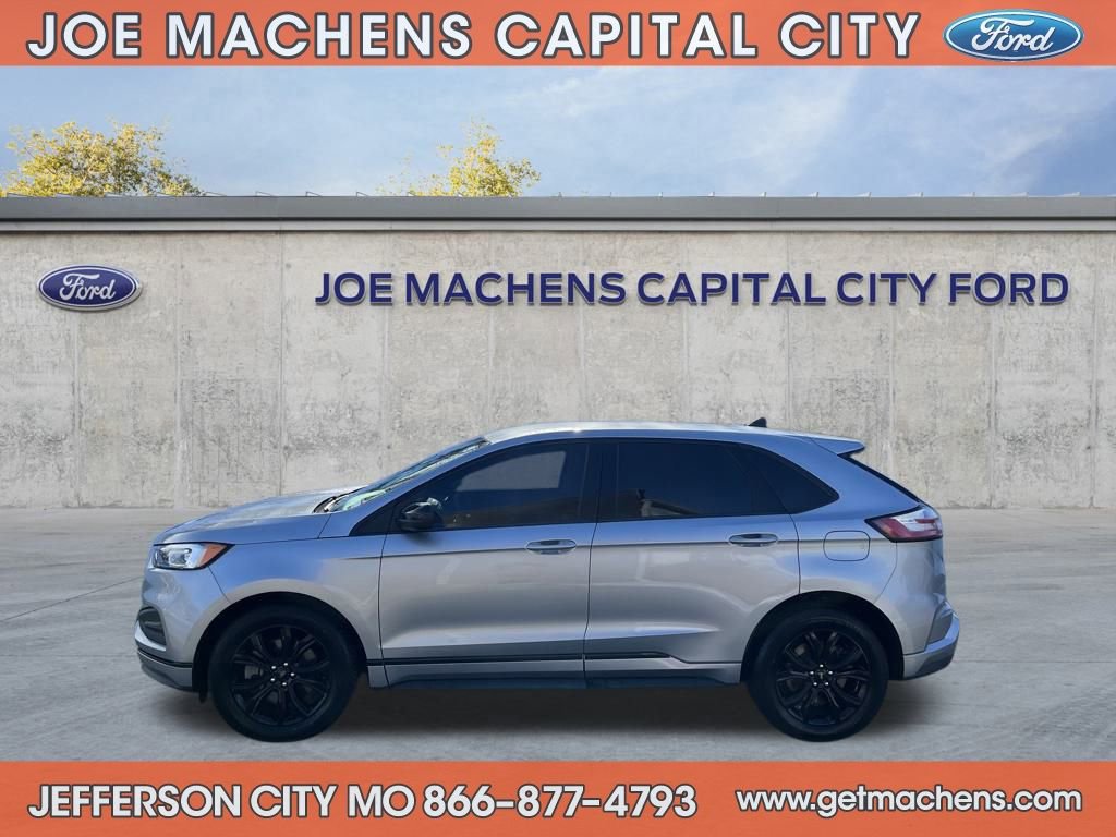Certified 2022 Ford Edge SE w/ Black Appearance Package image 2