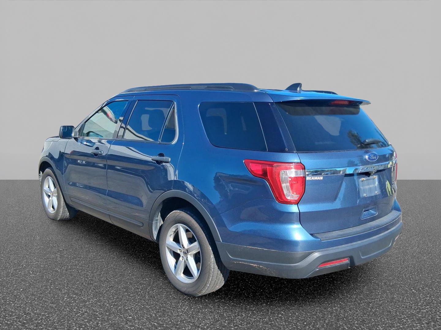 Certified 2019 Ford Explorer FWD image 6