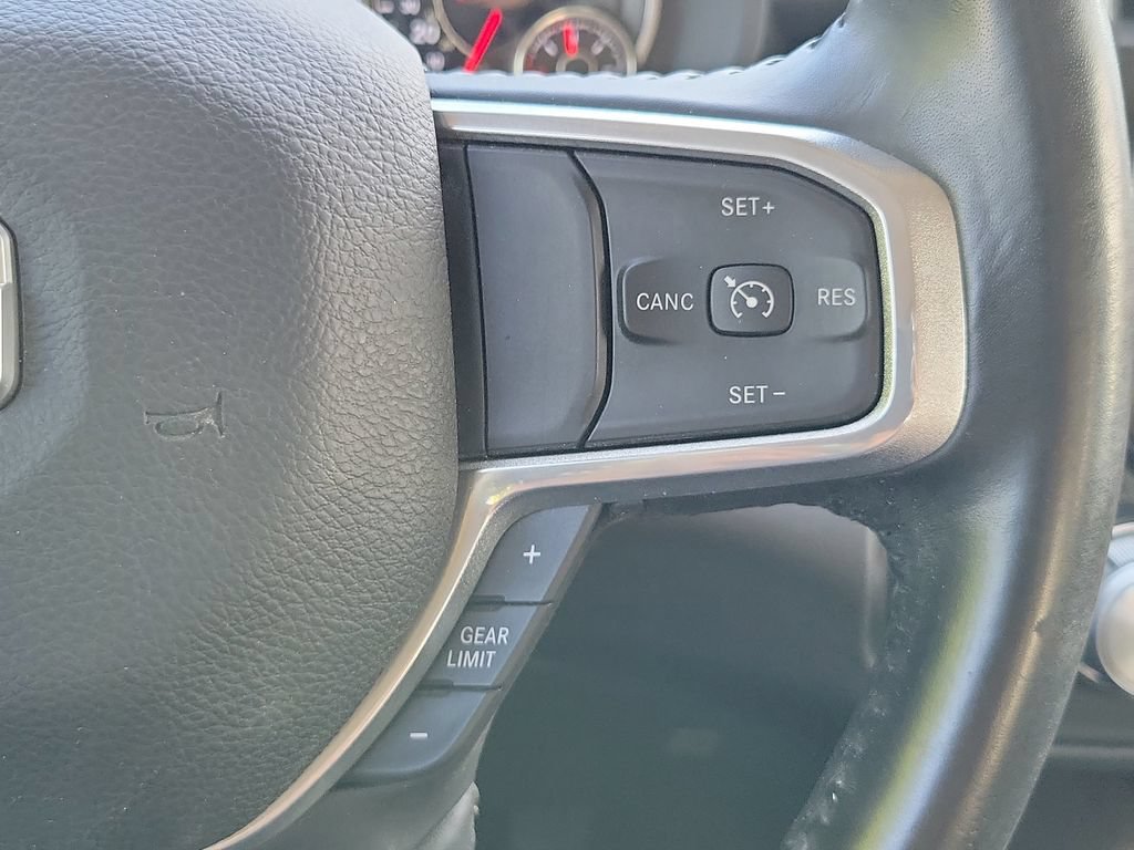 Used 2022 RAM 1500 Laramie AWD/4WD image 21
