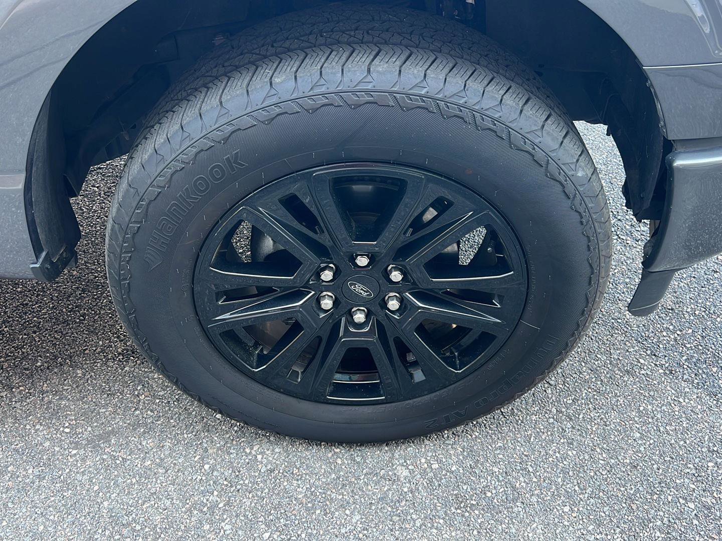 Certified 2024 Ford F150 Platinum w/ FX4 Off-Road Package image 41