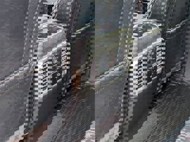 Certified 2020 Ford F350 Platinum w/ FX4 Off-Road Package image 32