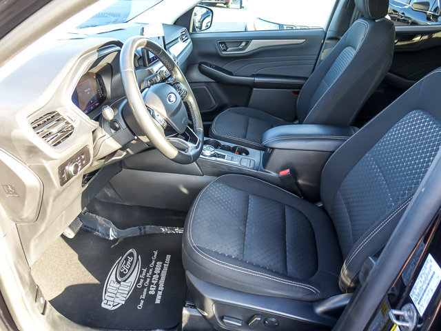 Certified 2023 Ford Escape Active AWD/4WD image 8