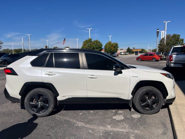 Used 2021 Toyota RAV4 XSE AWD/4WD image 24