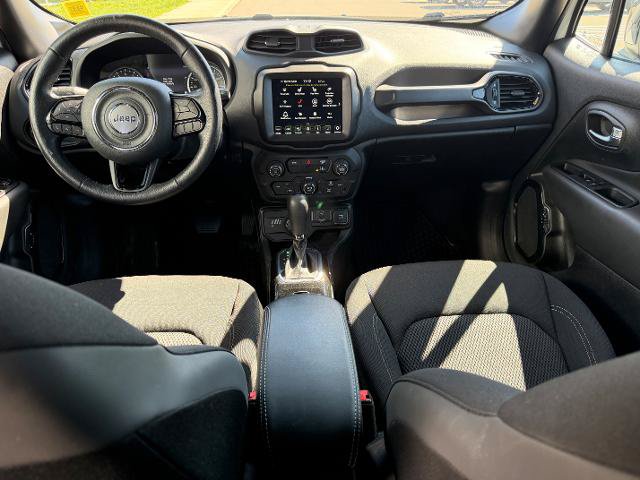Used 2022 Jeep Renegade Altitude w/ Convenience Group AWD/4WD image 13