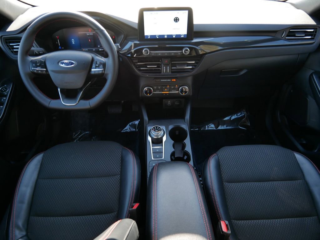 Certified 2025 Ford Escape ST-Line image 13