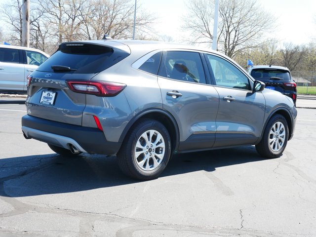 Certified 2023 Ford Escape Active w/ Cold Weather Package FWD image 3