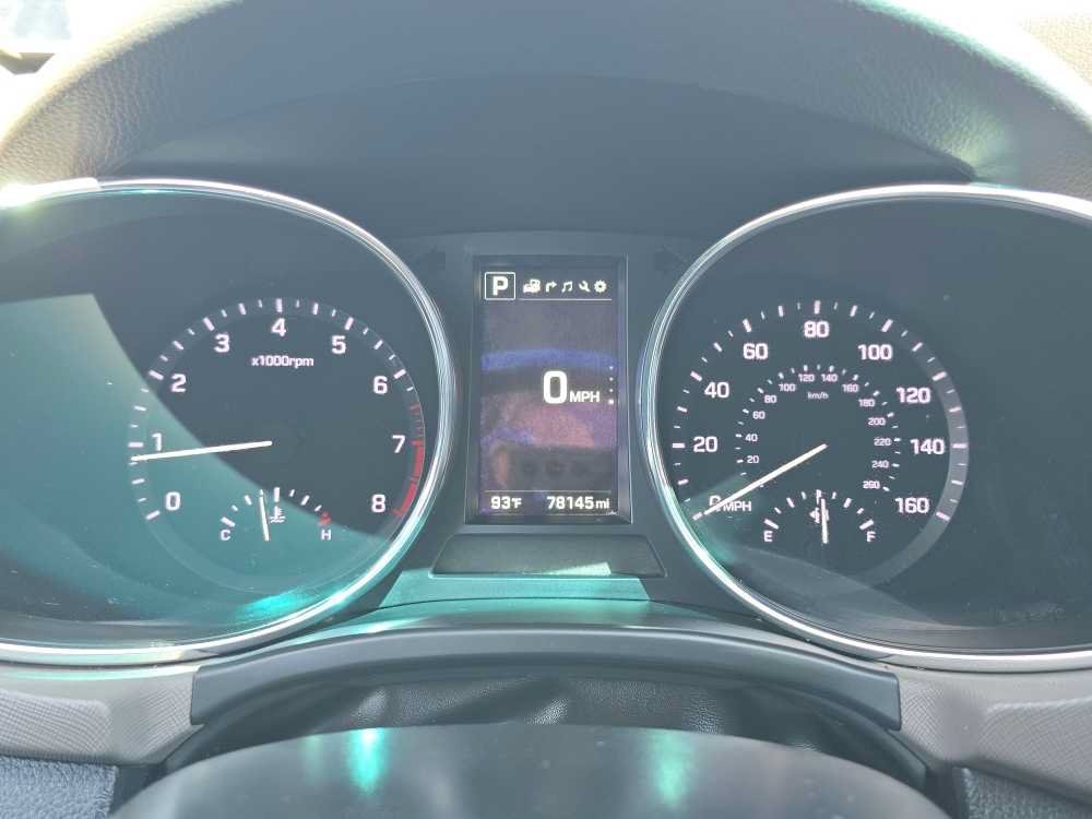 Used 2017 Hyundai Santa Fe Sport AWD/4WD image 20