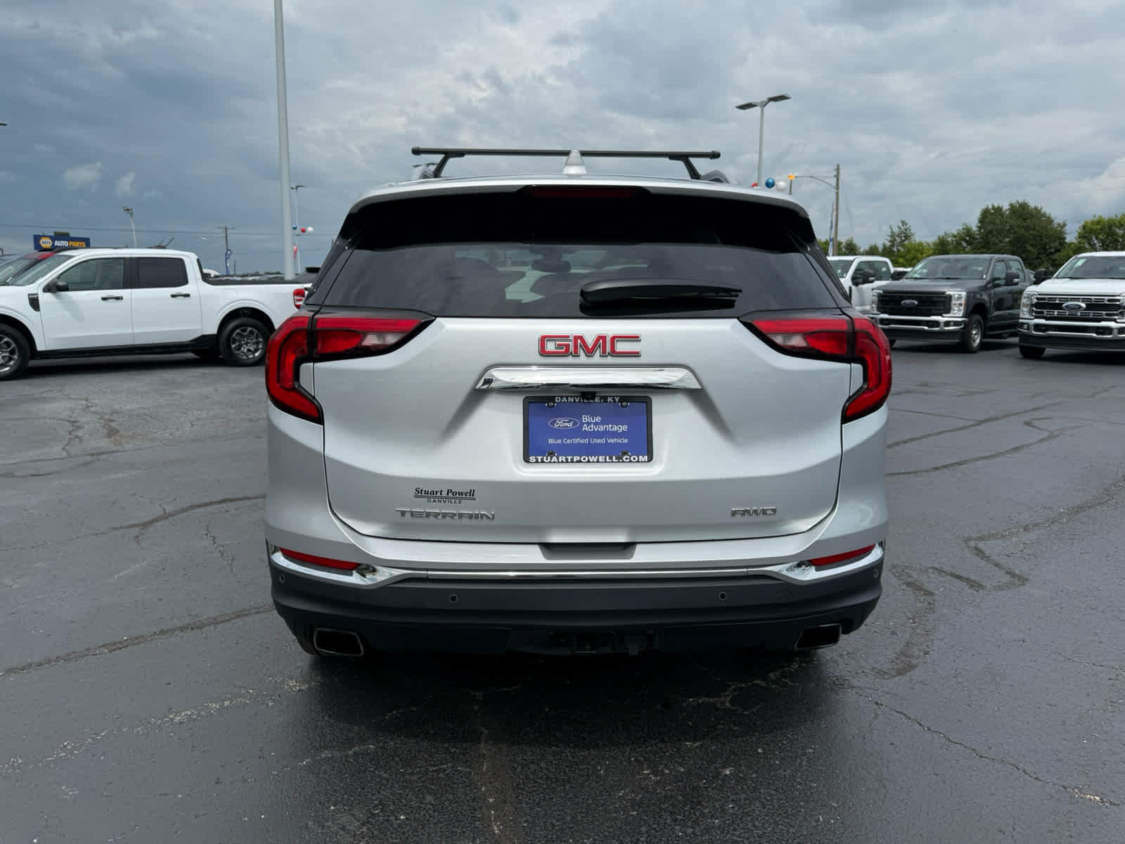 Used 2020 GMC Terrain SLT w/ Preferred Package AWD/4WD image 22