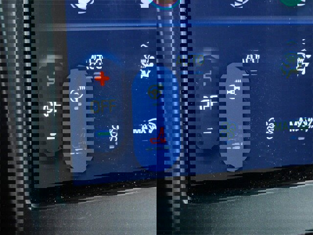 Certified 2024 Ford Edge SEL w/ Convenience Package image 24