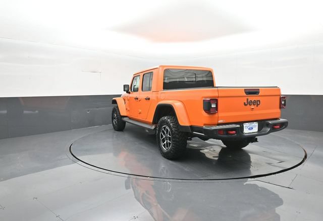 Used 2025 Jeep Gladiator Rubicon AWD/4WD image 5