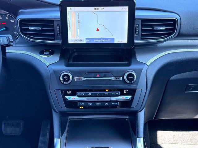 Certified 2020 Ford Explorer XLT w/ Equipment Group 202A image 27