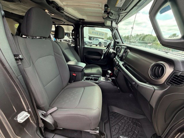 Used 2020 Jeep Wrangler Unlimited Sport S AWD/4WD image 20