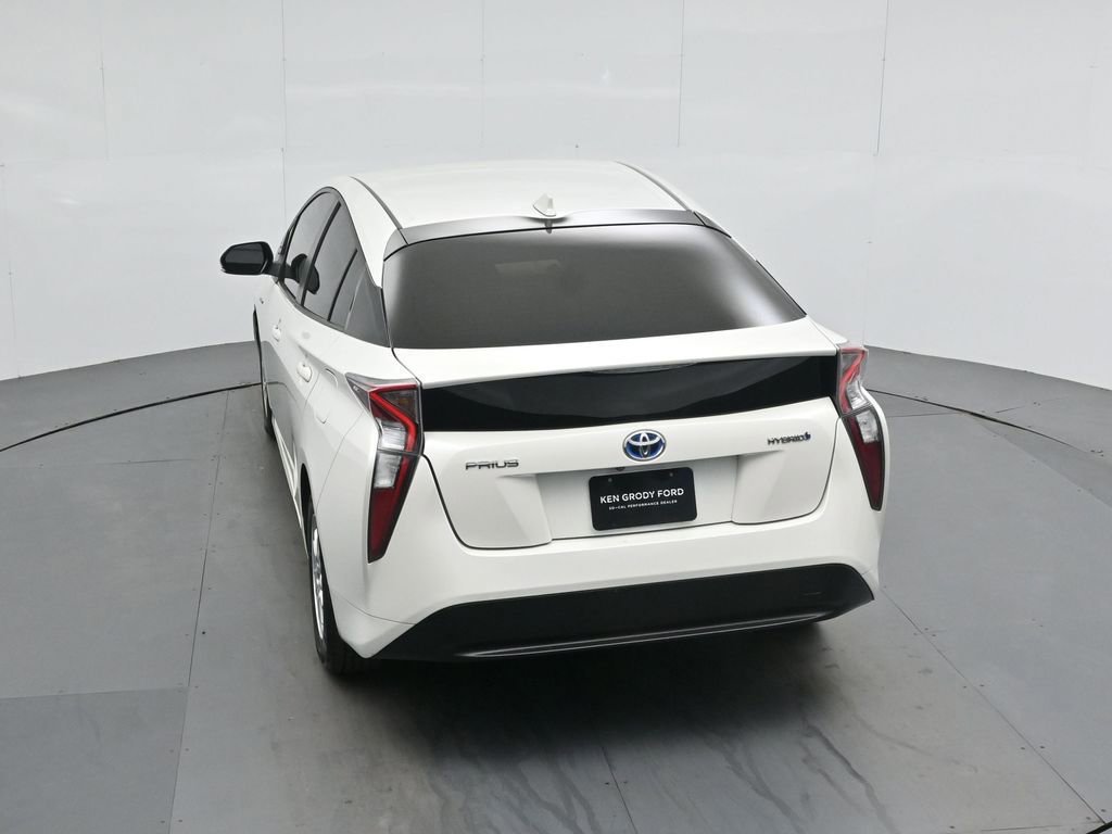 Used 2017 Toyota Prius One image 16