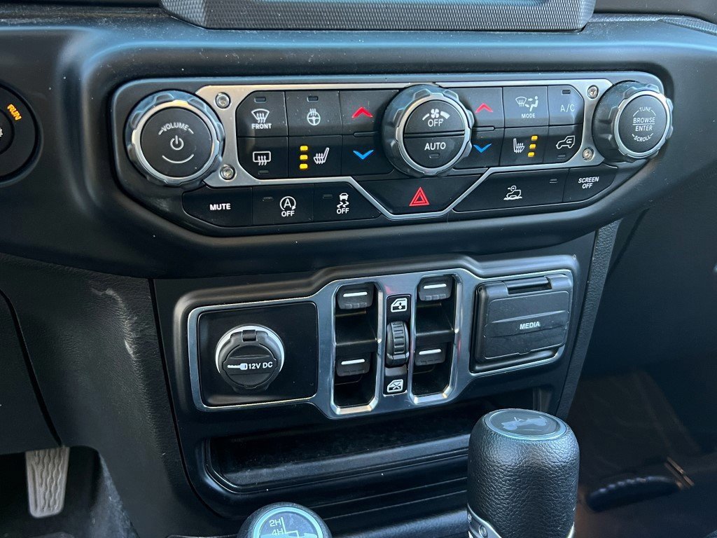 Used 2022 Jeep Wrangler Unlimited Sport image 20