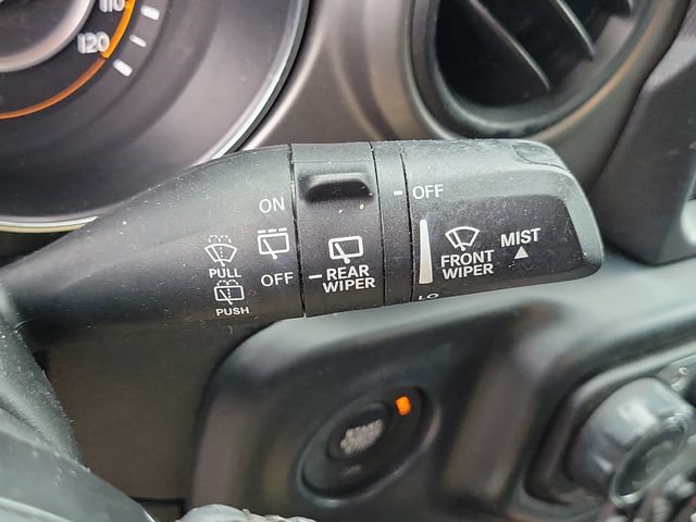 Used 2022 Jeep Wrangler Unlimited Sport AWD/4WD image 14